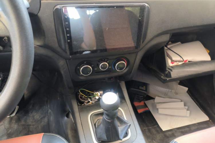 Used CHANGAN KAICHENG Shenqi F30 2018 1.5L Elite Edition Short Wheelbase DAM15L Audio And AC Panel