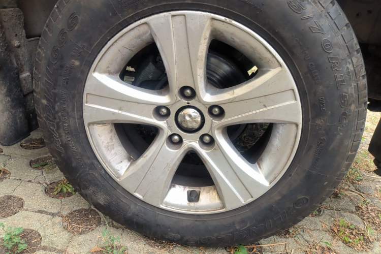 Used CHANGAN KAICHENG Shenqi F30 2018 1.5L Elite Edition Short Wheelbase DAM15L Right Front Wheel Hub