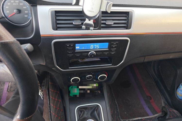 Used CHANGAN KAICHENG Shenqi F30 2019 1.5L Comfort Edition China VI Dual-Cab Short-Wheelbase DAM15KL Audio And AC Panel