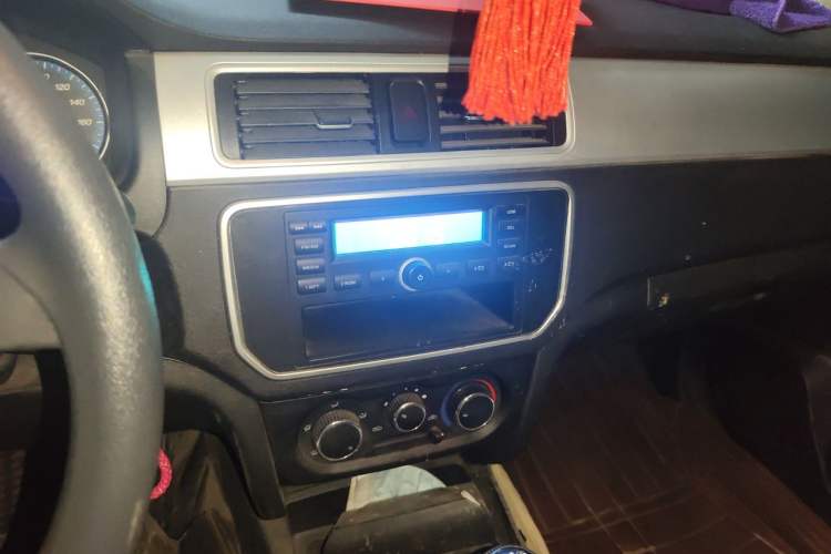 Used CHANGAN KAICHENG Shenqi F30  Audio And AC Panel