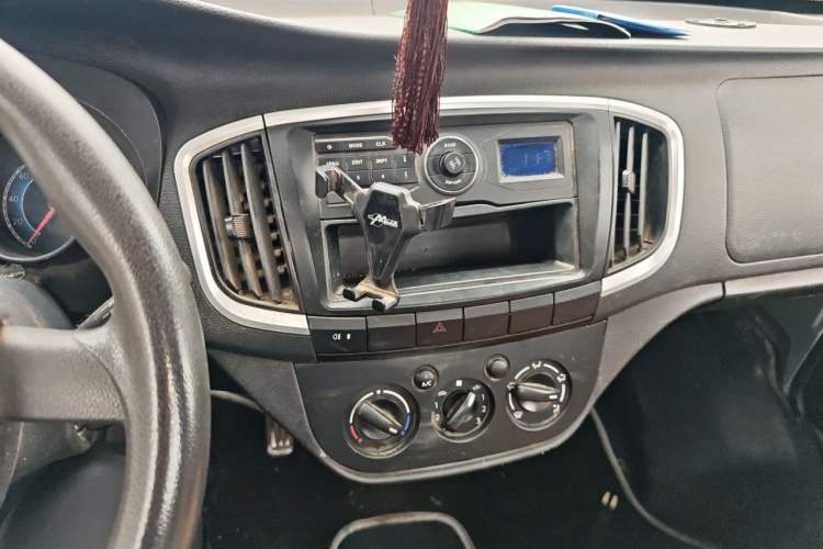Used CHANGAN KAICHENG Shenqi F30  Audio And AC Panel