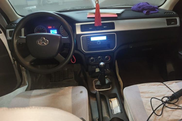 Used CHANGAN KAICHENG Shenqi F30  Center Console