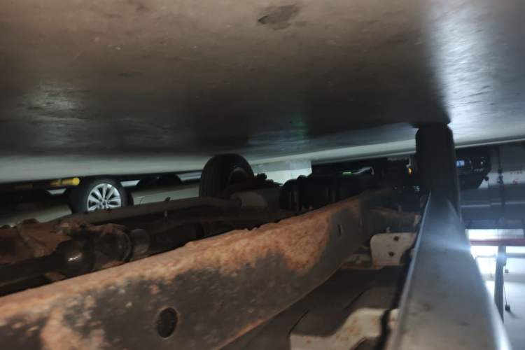 Used CHANGAN KAICHENG Shenqi F30  Chassis Front Right