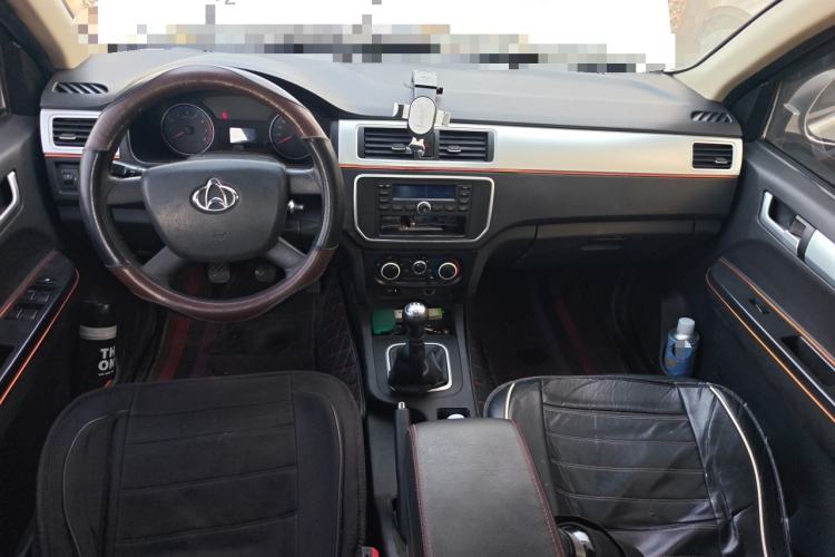 Used CHANGAN KAICHENG Shenqi F30 2019 1.5L Comfort Edition China VI Dual-Cab Short-Wheelbase DAM15KL Interior 2