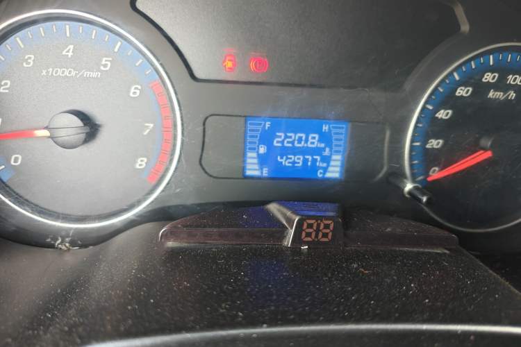 Used CHANGAN KAICHENG Shenqi F30 2019 1.5L Comfort Edition China VI Dual-Cab Short-Wheelbase DAM15KL Odometer Close Up