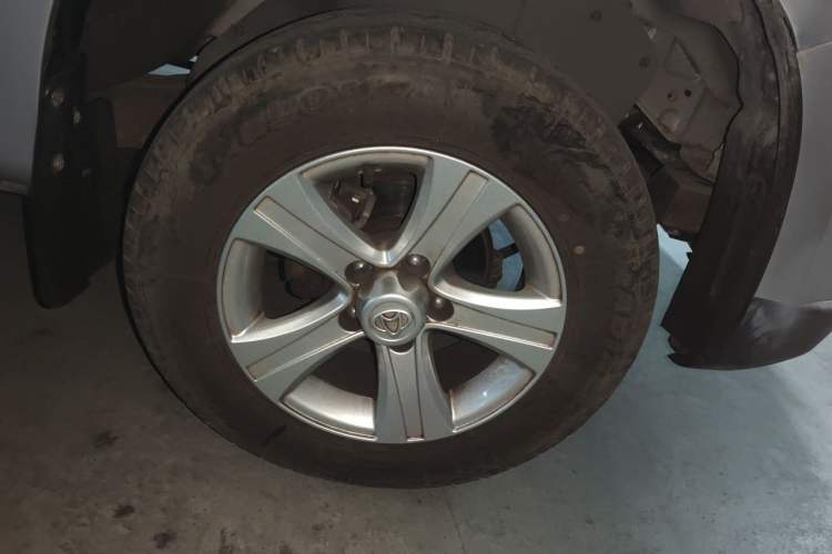 Used CHANGAN KAICHENG Shenqi F30  Right Front Wheel Hub