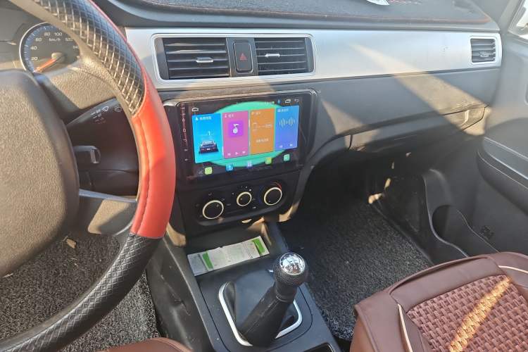 Used CHANGAN KAICHENG Shenqi F30 2019 1.5L Comfort Edition China VI Dual-Cab Short-Wheelbase DAM15KL Audio And AC Panel