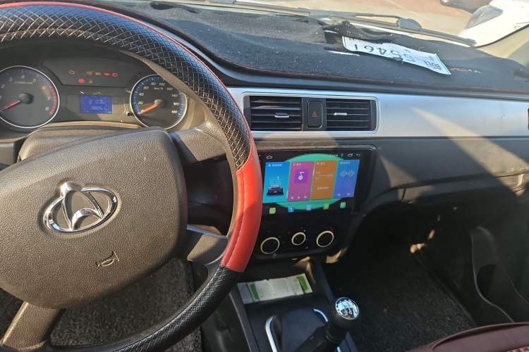 Used CHANGAN KAICHENG Shenqi F30 2019 1.5L Comfort Edition China VI Dual-Cab Short-Wheelbase DAM15KL Interior 3