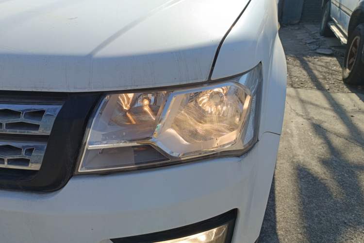 Used CHANGAN KAICHENG Shenqi F30 2019 1.5L Comfort Edition China VI Dual-Cab Short-Wheelbase DAM15KL Left Front Headlight