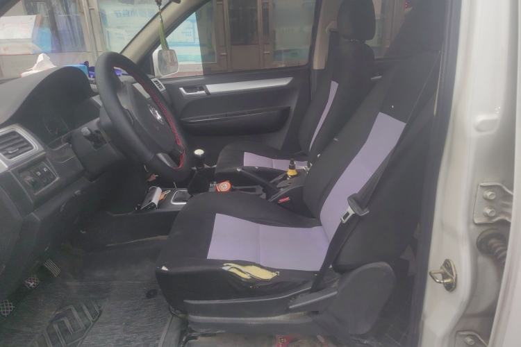 Used CHANGAN KAICHENG Shenqi F30 2019 1.5L Comfort Edition China VI Dual-Cab Short-Wheelbase DAM15KL Left Front Seat