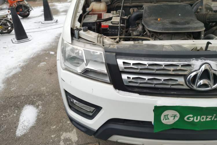 Used CHANGAN KAICHENG Shenqi F30 2019 1.5L Comfort Edition China VI Dual-Cab Long Wheelbase DAM15KL Right Front Headlight