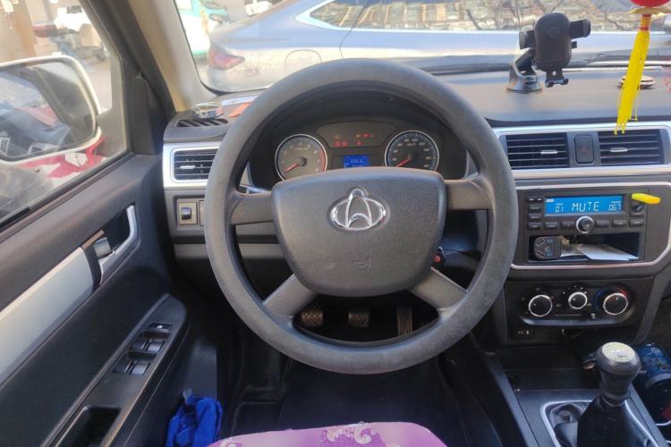 Used CHANGAN KAICHENG Shenqi F30 2020 1.5L Elite Edition China VI Standard Double-Cab Short Wheelbase DAM15KL Steering Wheel