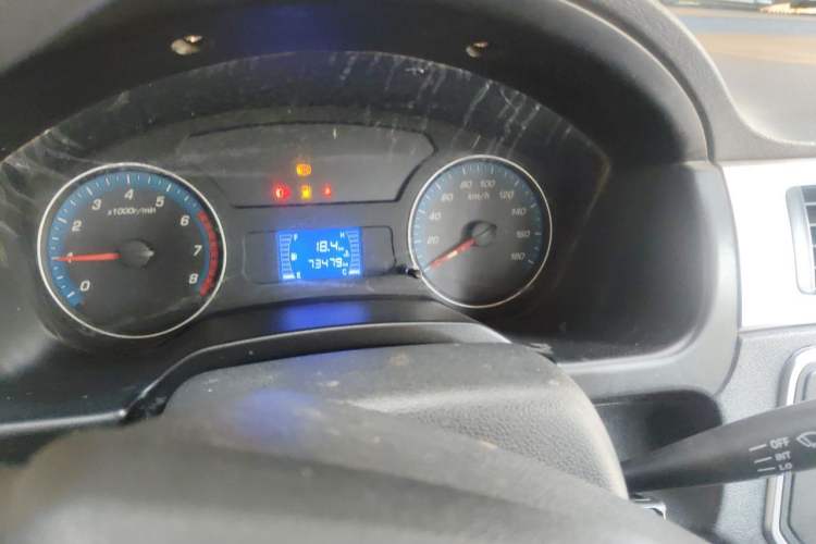 Used CHANGAN KAICHENG Shenqi F30 2021 1.5L Entry-Level Double-Cab Long-Wheelbase Version DAM15KL Instrument Cluster