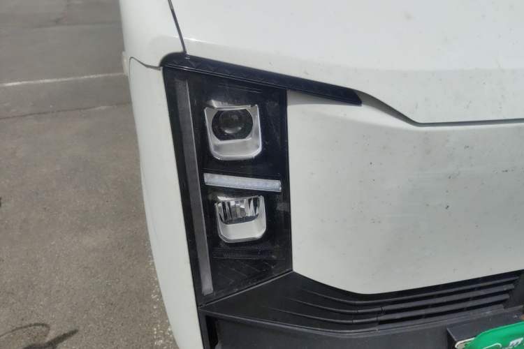 Used CHANGAN KAICHENG Shenqi T10EV  Right Front Headlight
