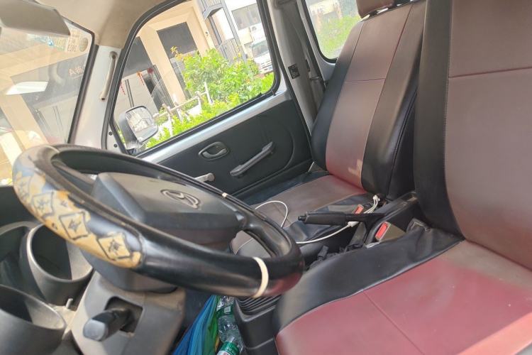 Used CHANGAN KAICHENG Shenqi T20 2016 1.5L Gasoline Cargo Van Double Cab Rear Dual Tires DAM15R Left Front Seat
