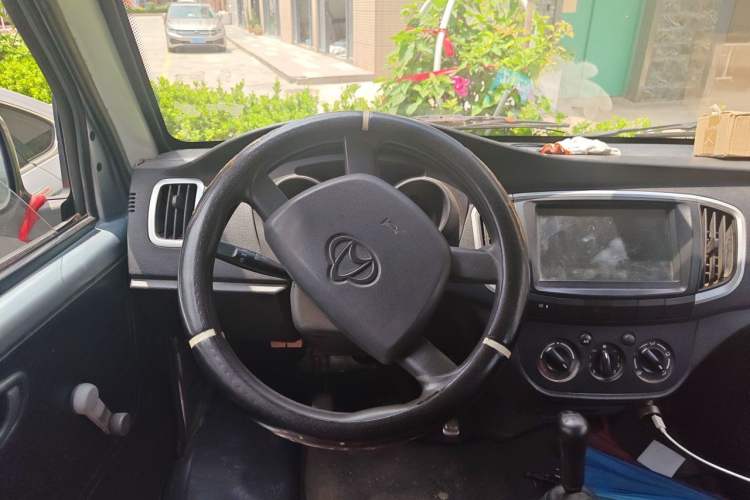 Used CHANGAN KAICHENG Shenqi T20 2016 1.5L Gasoline Cargo Van Double Cab Rear Dual Tires DAM15R Steering Wheel