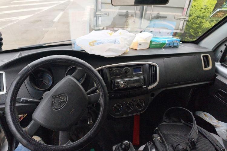 Used CHANGAN KAICHENG Shenqi T20 2018 1.5L T20L Comfort-Grade Single-Cab Cargo Truck with 3.6-meter Cargo Bed Equipped with DAM15R Engine Center Console