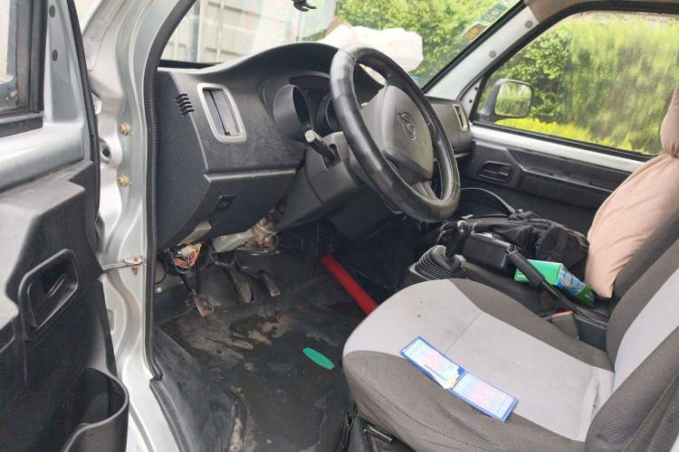 Used CHANGAN KAICHENG Shenqi T20 2018 1.5L T20L Comfort-Grade Single-Cab Cargo Truck with 3.6-meter Cargo Bed Equipped with DAM15R Engine Driver Seat