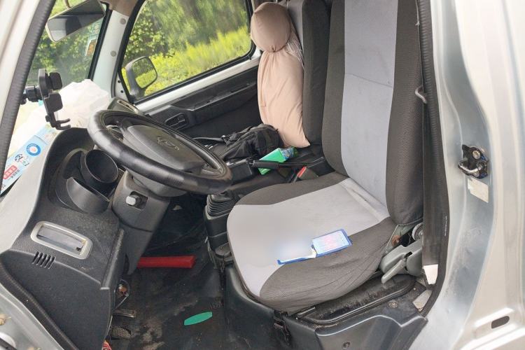 Used CHANGAN KAICHENG Shenqi T20 2018 1.5L T20L Comfort-Grade Single-Cab Cargo Truck with 3.6-meter Cargo Bed Equipped with DAM15R Engine Left Front Seat