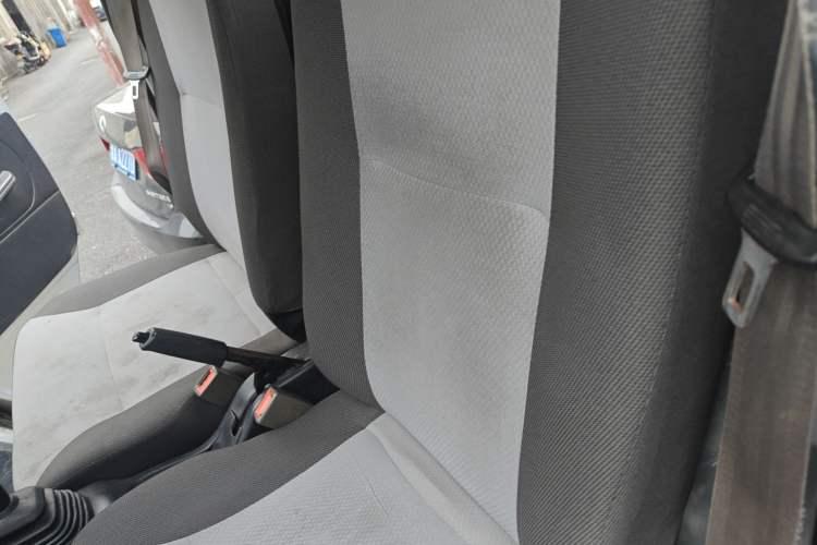Used CHANGAN KAICHENG Shenqi T20 2018 1.5L Standard Single-Cab Cargo Truck DAM15R Left Front Seat