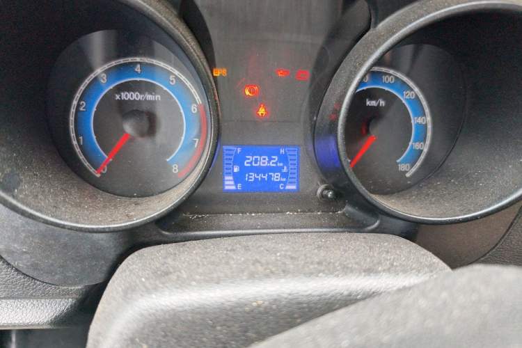 Used CHANGAN KAICHENG Shenqi T20 2018 1.5L T20L Comfort-Grade Single-Cab Cargo Truck with 3.6-meter Cargo Bed Equipped with DAM15R Engine Odometer Close Up