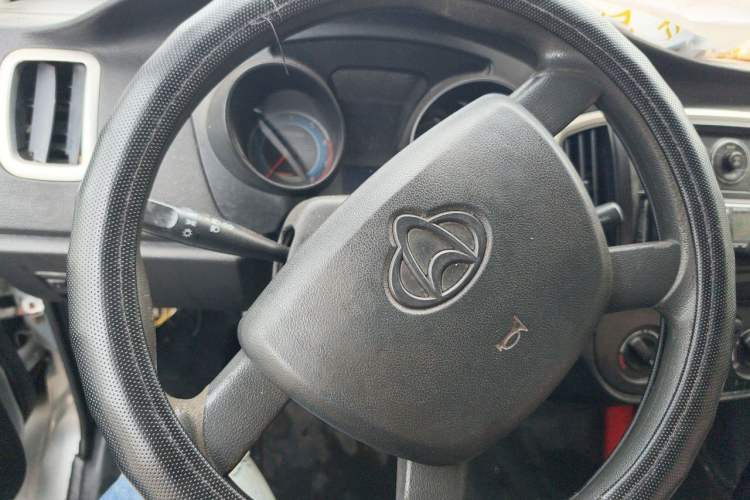 Used CHANGAN KAICHENG Shenqi T20 2018 1.5L T20L Comfort-Grade Single-Cab Cargo Truck with 3.6-meter Cargo Bed Equipped with DAM15R Engine Steering Wheel