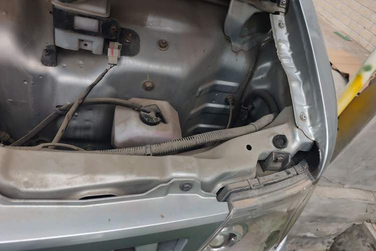 Used CHANGAN KAICHENG Shenqi T20 2021 1.5L Luxury Double-Cab DAM15KR Engine Bay Left
