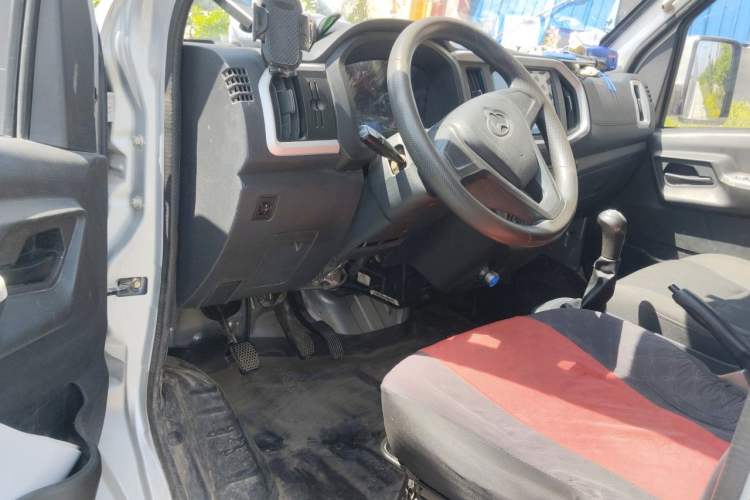 Used CHANGAN KAICHENG Shenqi T30 2021 1.6L Comfort Single-Row 3.6m Standard Vehicle DAM16KR Driver Seat