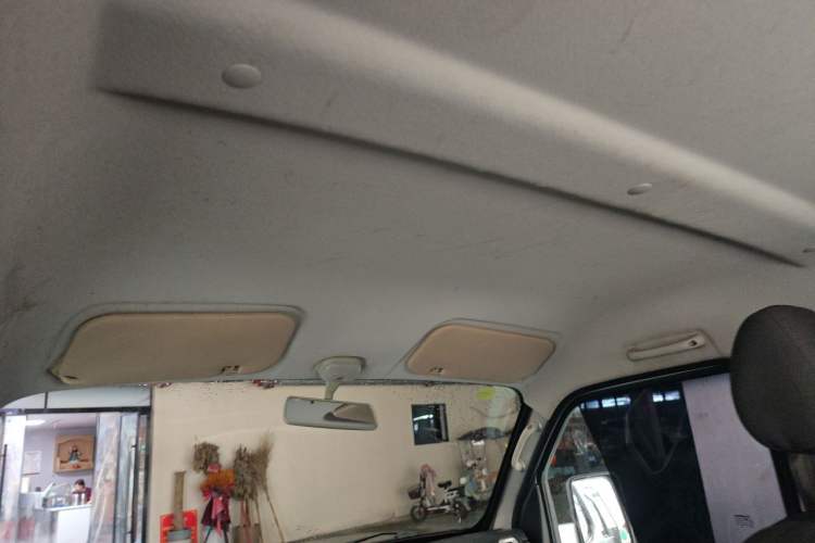 Used CHANGAN KAICHENG Shenqi T30 2021 1.6L Luxury Model Double Cab 3.01-meter Standard Vehicle DAM16KR Headliner