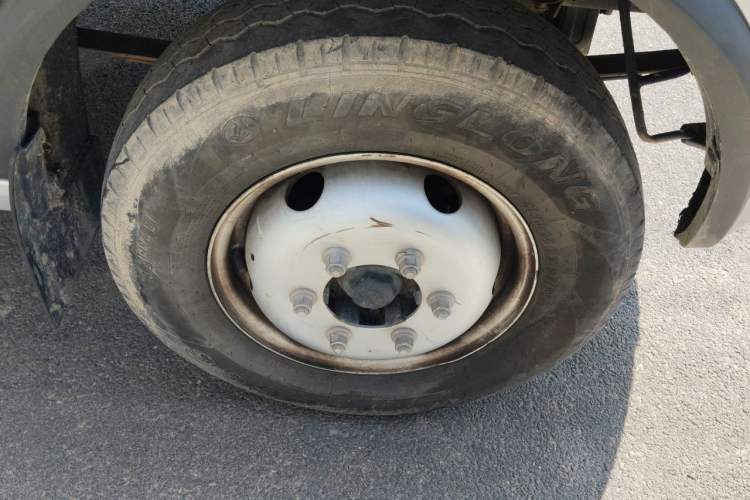 Used CHANGAN KAICHENG Shenqi T30 2021 1.6L Comfort Single-Row 3.6m Standard Vehicle DAM16KR Right Front Wheel Hub