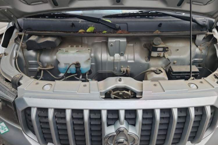 Used CHANGAN KAICHENG Shenqi T30 2023 1.6L CNG Double-Cab 3.01-meter Standard Model Comfort Version DAM16KRC Engine Bay