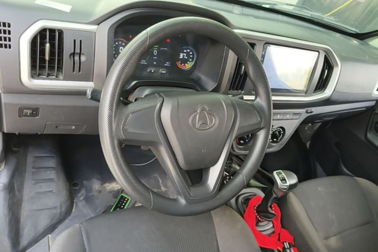 Used CHANGAN KAICHENG Shenqi T30EV 2023 Van Model Luxury Version Steel-Plate Body Steering Wheel