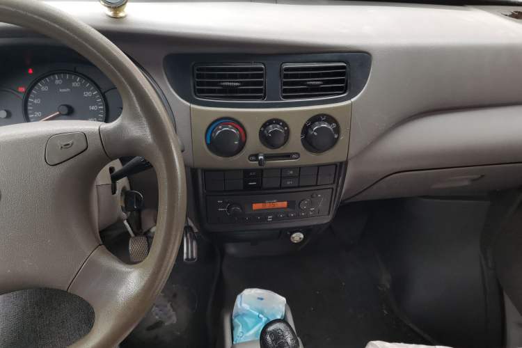 Used CHANGAN KAICHENG Star 2 2009 1.0L-SC6399E Base Version Audio And AC Panel