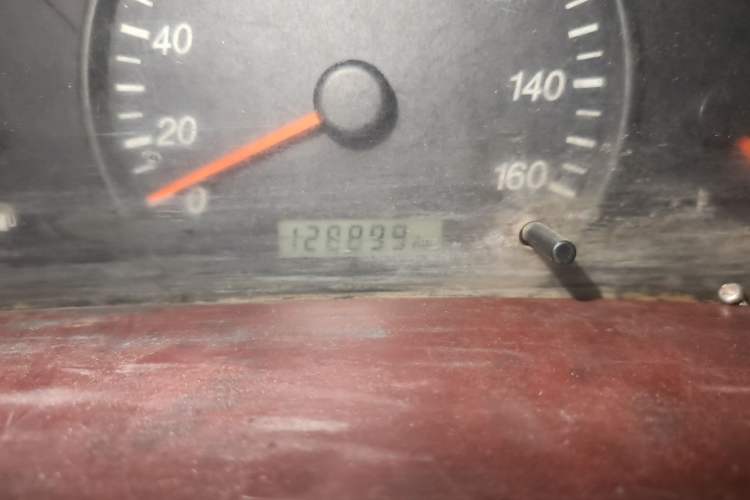 Used CHANGAN KAICHENG Star 2 2009 1.0L-SC6399E Base Version Odometer Close Up