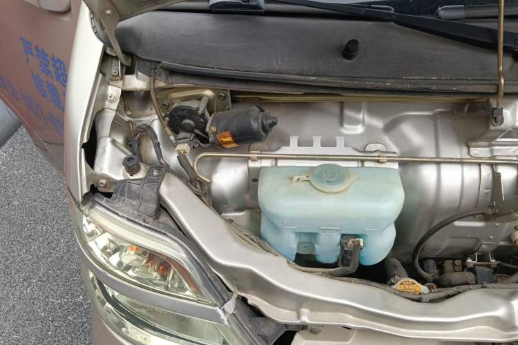 Used CHANGAN KAICHENG Star 2 2009 1.0L-SC6399E Base Version Engine Bay Right