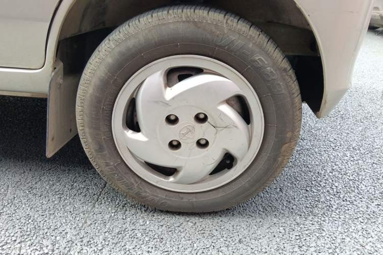 Used CHANGAN KAICHENG Star 2 2009 1.0L-SC6399E Base Version Right Front Wheel Hub
