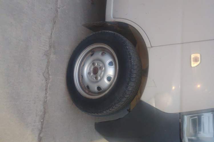 Used CHANGAN KAICHENG Star 2 2009 1.0L-SC6399E Base Version Right Front Wheel Hub