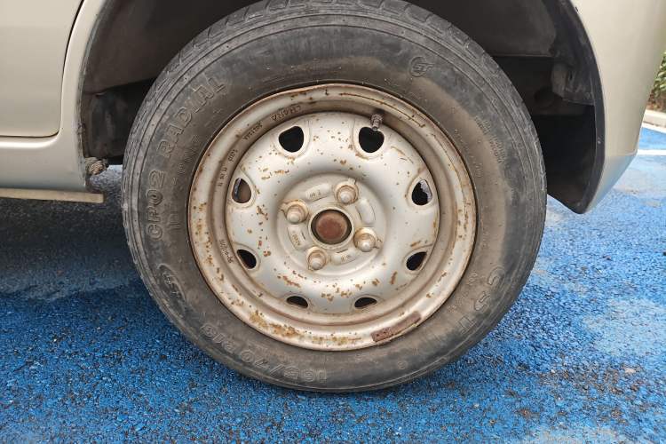 Used CHANGAN KAICHENG Star 2 2012 1.0L Base Version JL466Q9 Right Front Wheel Hub