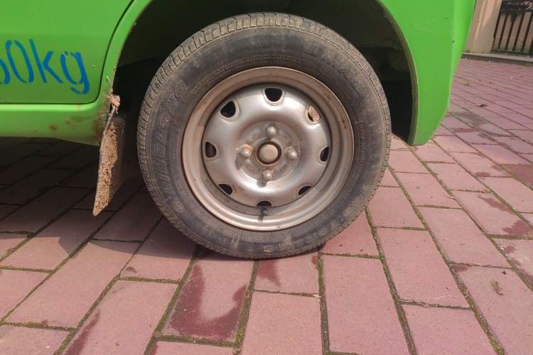 Used CHANGAN KAICHENG Star 2 2012 1.0L Base Version JL466Q9 Right Front Wheel Hub