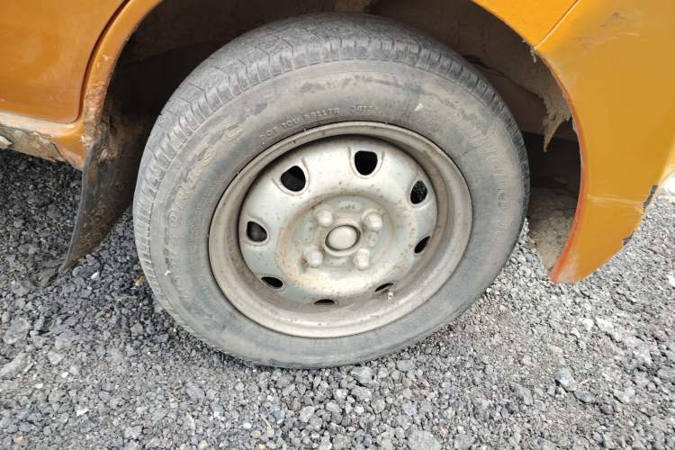 Used CHANGAN KAICHENG Star 2 2012 1.0L Base Version JL466Q9 Right Front Wheel Hub