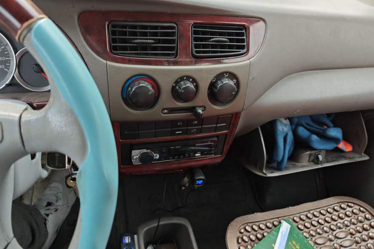 Used CHANGAN KAICHENG Star 2 2012 1.0L Value Edition JL465QH Audio And AC Panel