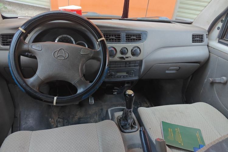 Used CHANGAN KAICHENG Star 2 2012 1.0L Value Edition JL465QH Center Console