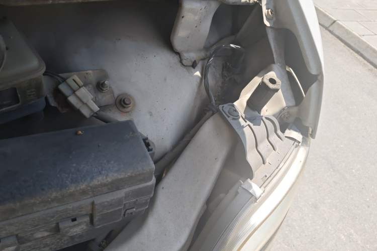 Used CHANGAN KAICHENG Star 2 2012 1.0L Base Version JL466Q9 Engine Bay Left