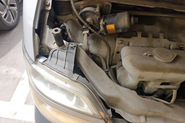 Used CHANGAN KAICHENG Star 2 2012 1.0L Base Version JL466Q9 Engine Bay Right