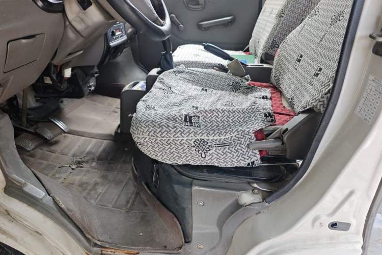 Used CHANGAN KAICHENG Star 2 2012 1.0L Base Version JL466Q9 Left Front Seat