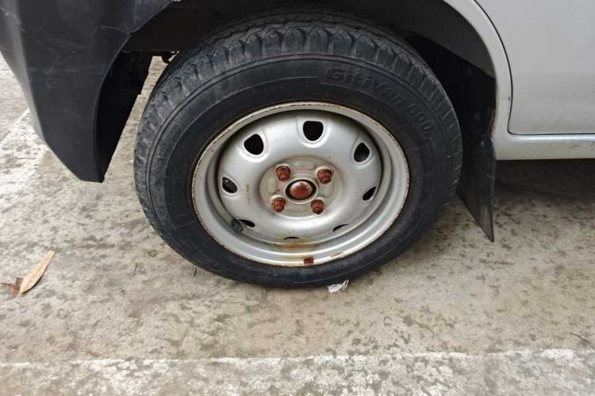 Used CHANGAN KAICHENG Star 2 2012 1.0L Base Version JL466Q9 Left Front Wheel Hub