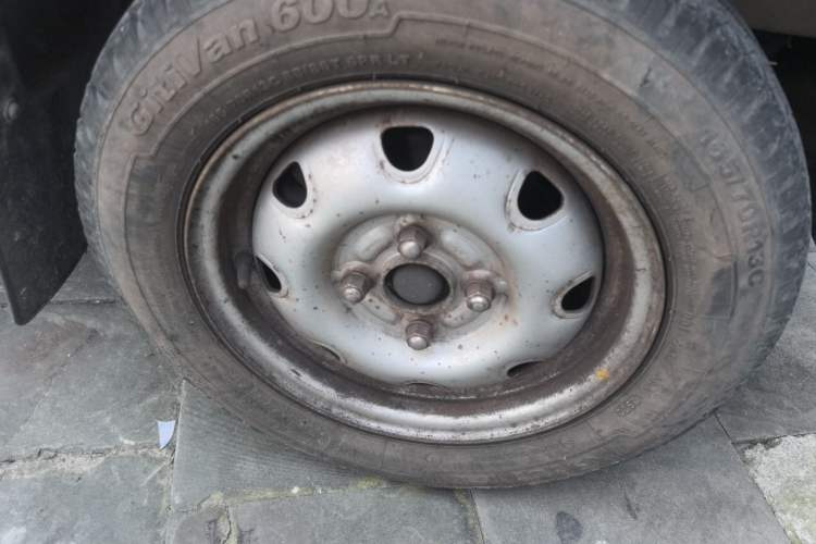 Used CHANGAN KAICHENG Star 2 2012 1.0L Base Version JL466Q9 Right Front Wheel Hub