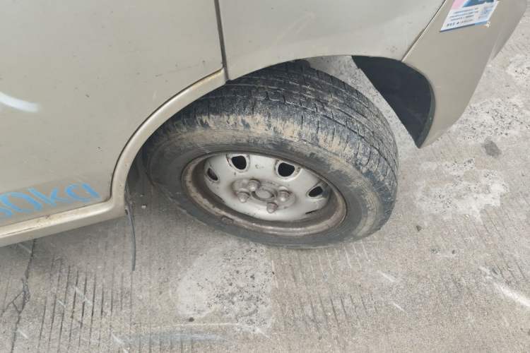 Used CHANGAN KAICHENG Star 2 2012 1.0L Base Version JL466Q9 Right Front Wheel Hub