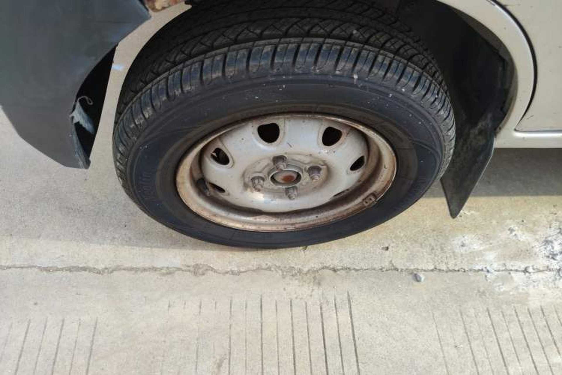 Used CHANGAN KAICHENG Star 2 2012 1.0L Base Version JL466Q9 Right Front Wheel Hub