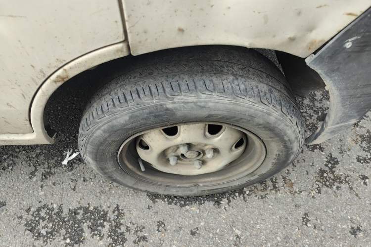 Used CHANGAN KAICHENG Star 2 2012 1.0L Base Version JL466Q9 Right Front Wheel Hub